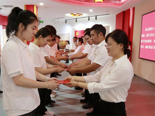 图片5.jpg 图片5.jpg